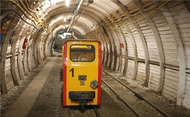 Tri-sübut LED işıq qurğuları: tunellər üçün ən yaxşı həll