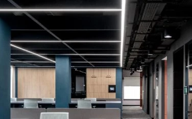 LED Xətti İşıq Qiymət Faktorları: B2B Alıcı üçün Alıcı Bələdçisi